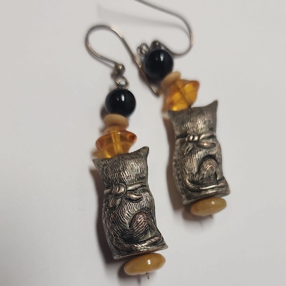 Handcrafted Silver Cat Drop Earrings with Amber and Black Beads - Picture 4 of 4